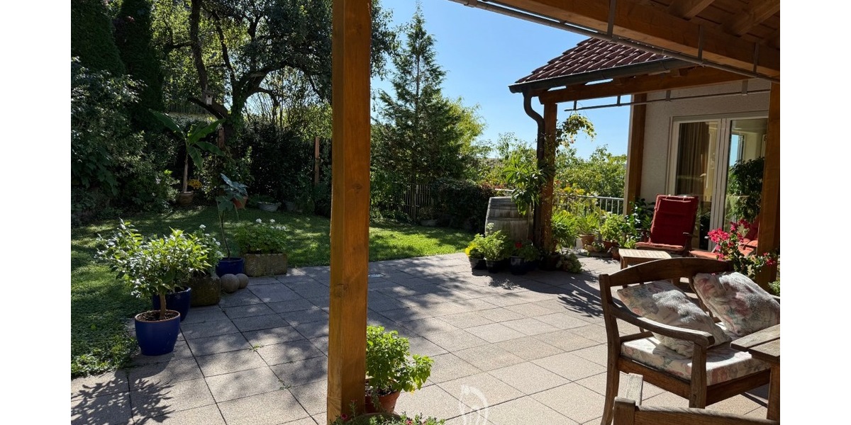 *reserviert* Attraktives Architekten-Einfamilienhaus mit Einliegerwohnung und herrlichem Garten - Einfamilienhaus Wertheim | Angebot:27081421
