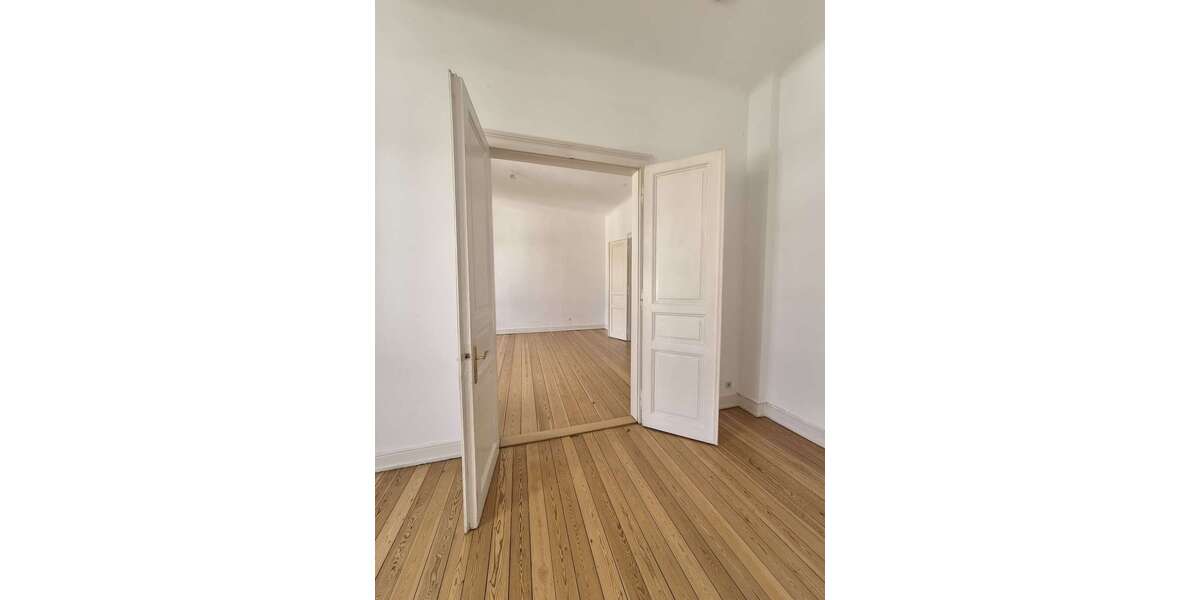 Etagenwohnung Wiesbaden Südost - 4 Zimmer, 140 m&sup2;, 1.550&euro; | Angebot:27329989