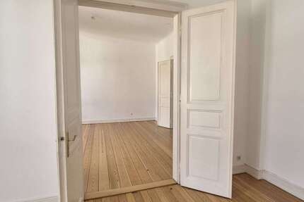Wohnung Wiesbaden Südost - 4 Zimmer, 140 m&sup2;, 1.550&euro; | Angebot:27329989