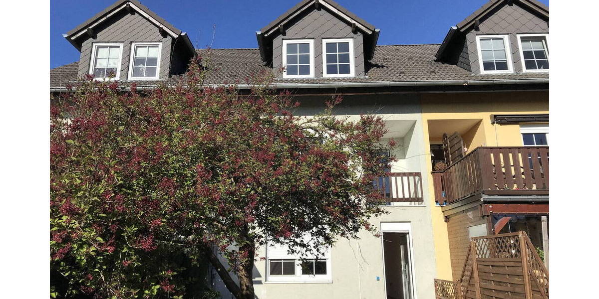 Reihenmittelhaus Bernsbach Bernsbach - 5 Zimmer, 120 m&sup2;, 220.000&euro; | Angebot:26500144