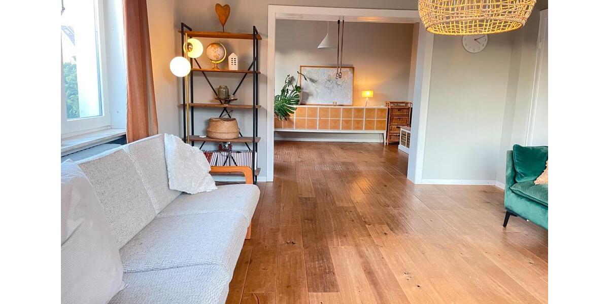 Großzügiges Einfamilienhaus mit Traumgarten und Anliegerwohnung 7 zimmer