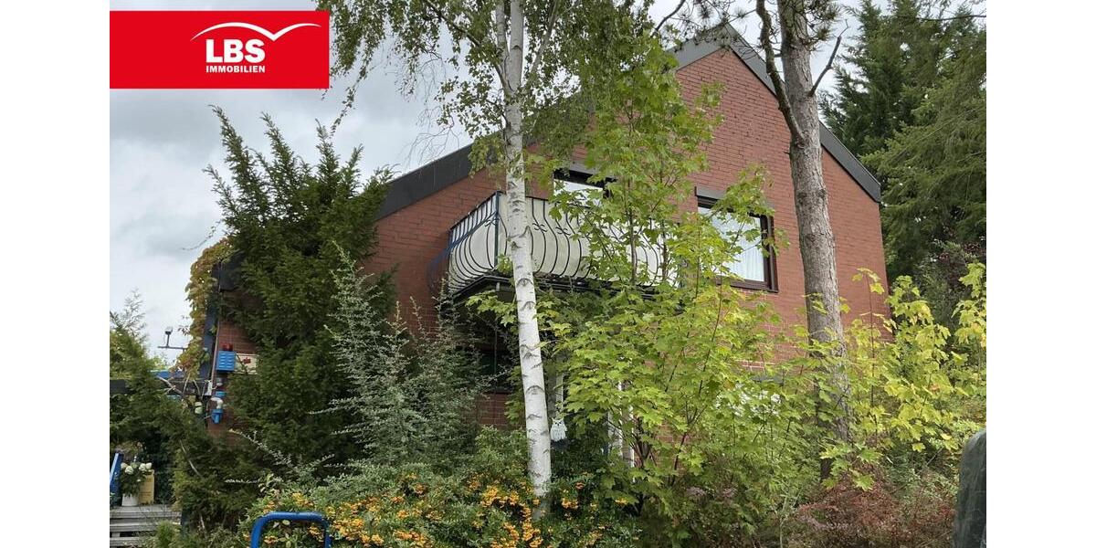 Zahnarztpraxis mit großzügiger Fläche zimmer