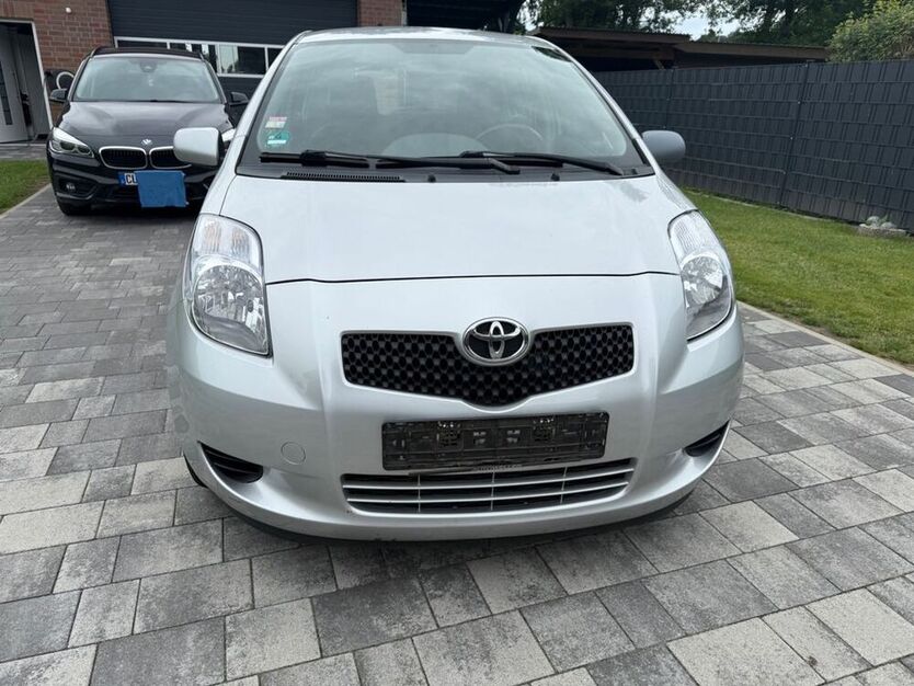 Yaris