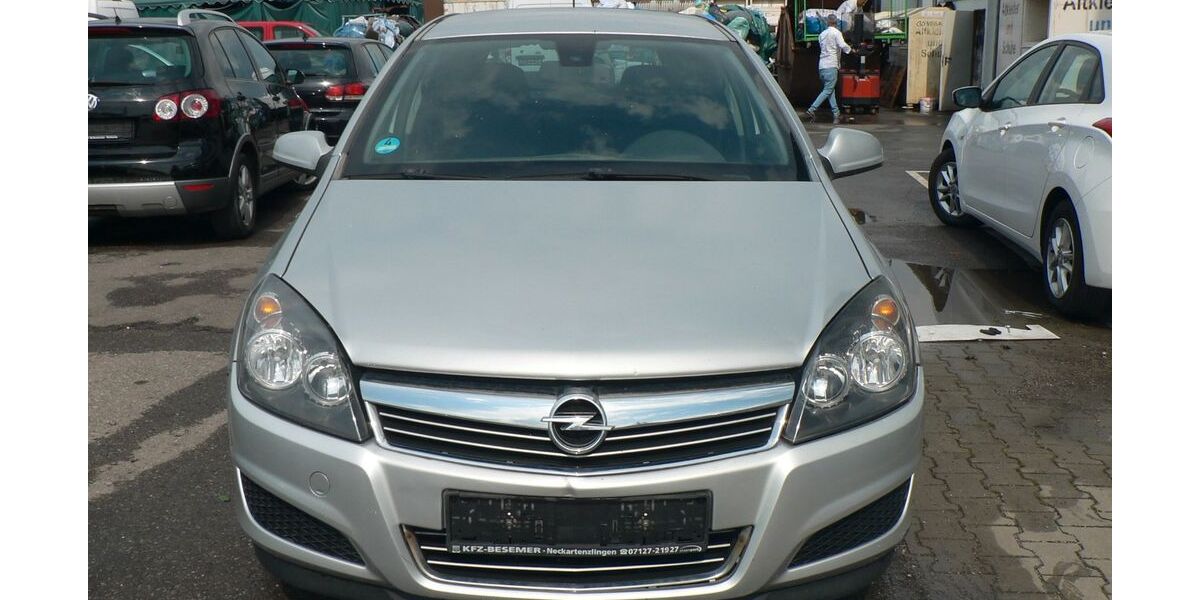 Opel Astra 220.000 km 650 &euro; Reutlingen oferdingen 72768
