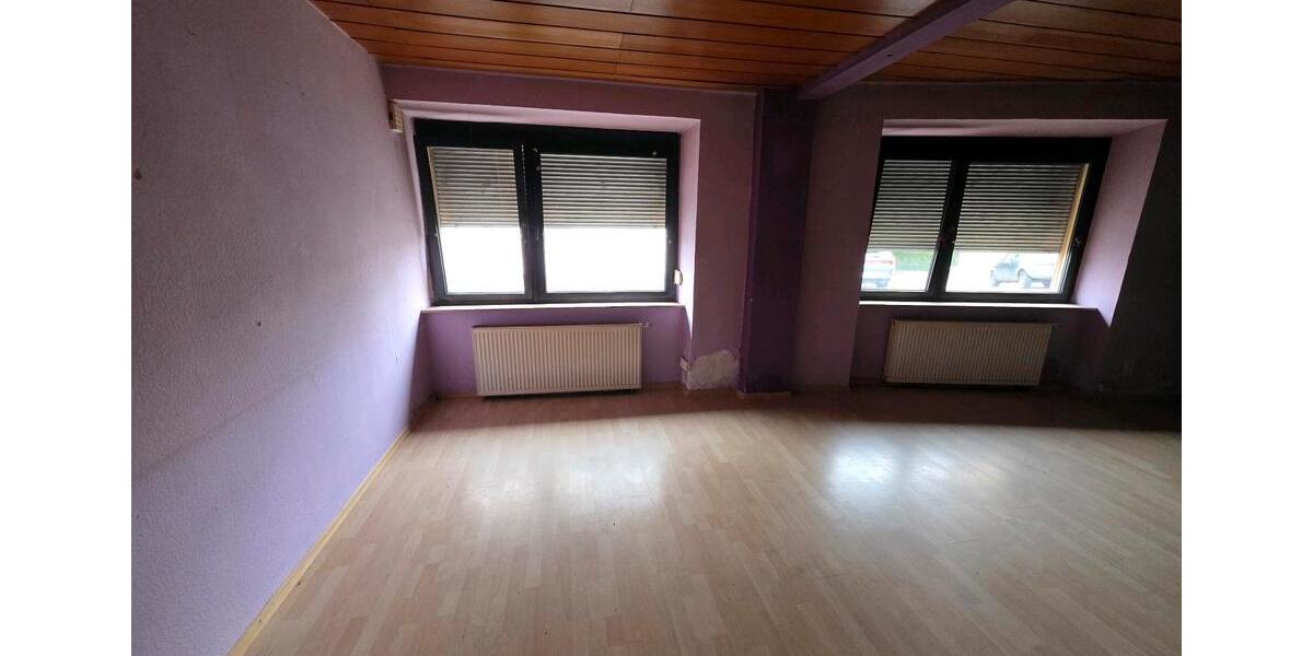 Etagenwohnung Bexbach - 2 Zimmer, 91 m&sup2;, 550&euro; | Angebot:26597293