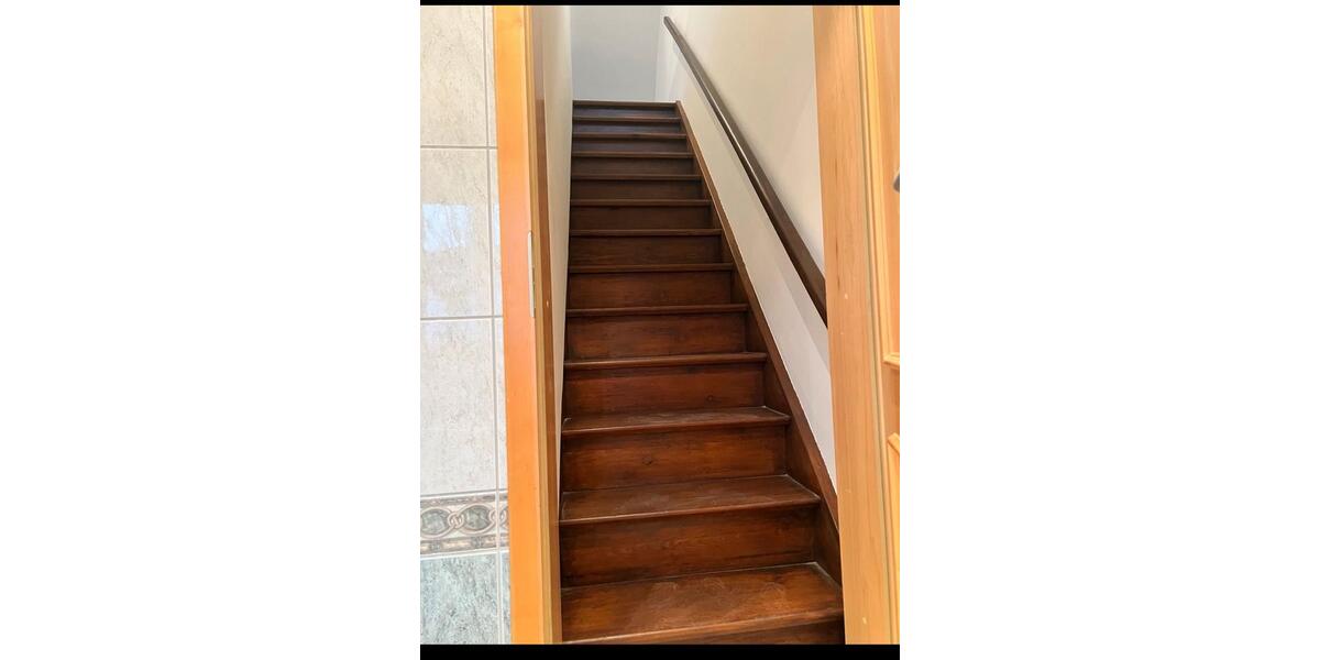 Reihenhaus Sonneberg - 5 Zimmer, 110 m&sup2;, 1.000&euro; | Angebot:24754381