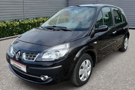Renault Scenic 149.748 km 2.400 € Essen 45356