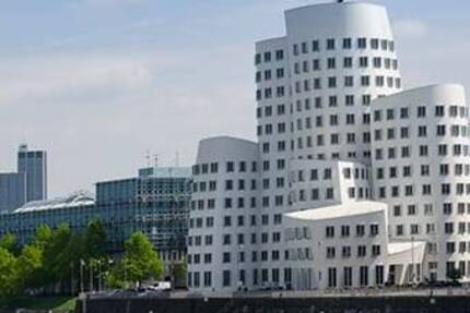 Flexible Büroräume und Arbeitsplätze im beliebten Medienhafen - All-in-Miete