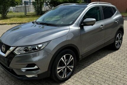 Nissan Qashqai 92.000 km 17.900 &euro; Neustadt 23730