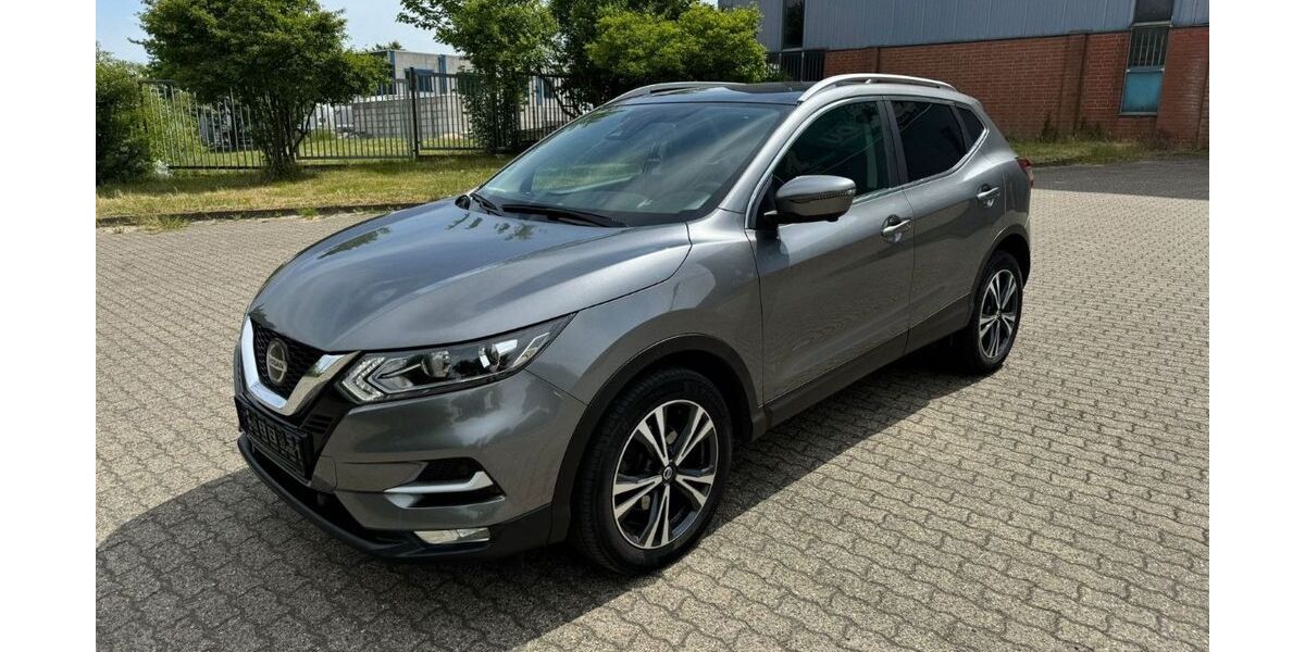 Nissan Qashqai 92.000 km 17.900 &euro; Neustadt 23730