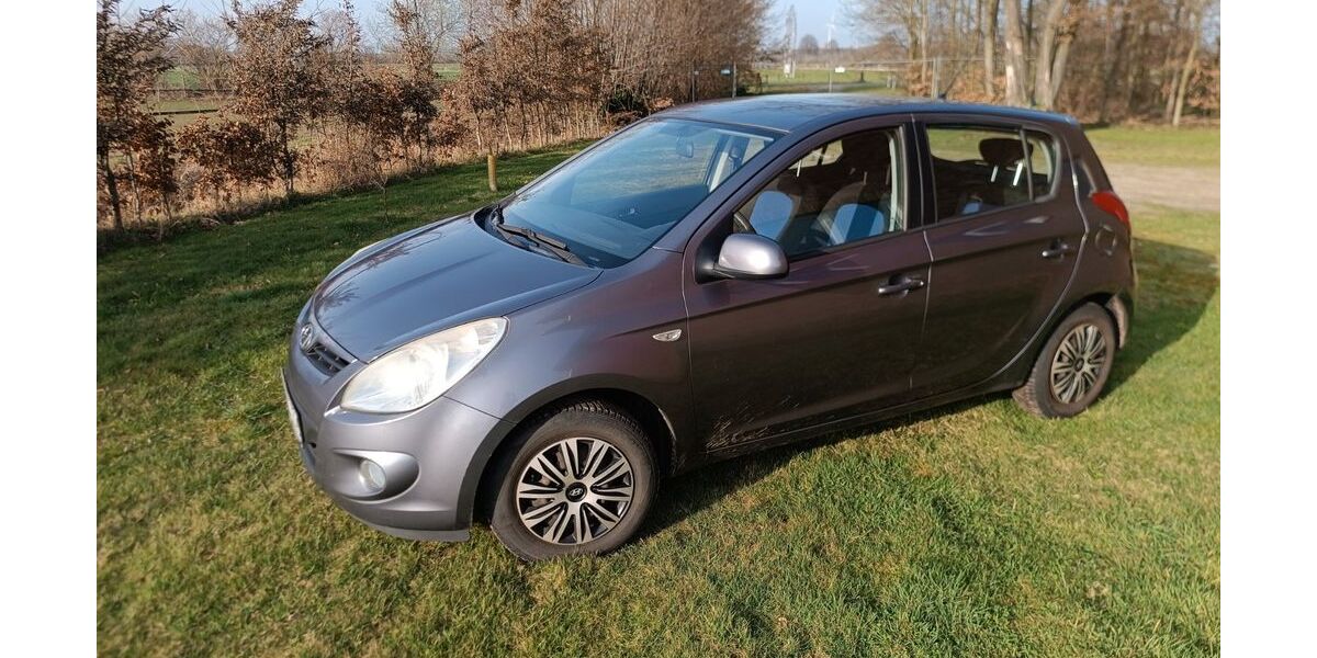 Hyundai i20 230.850 km 2.499 &euro; Vreden 48691