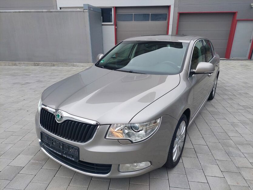 Skoda Superb 142.600 km 7.500 € Hechingen 72379