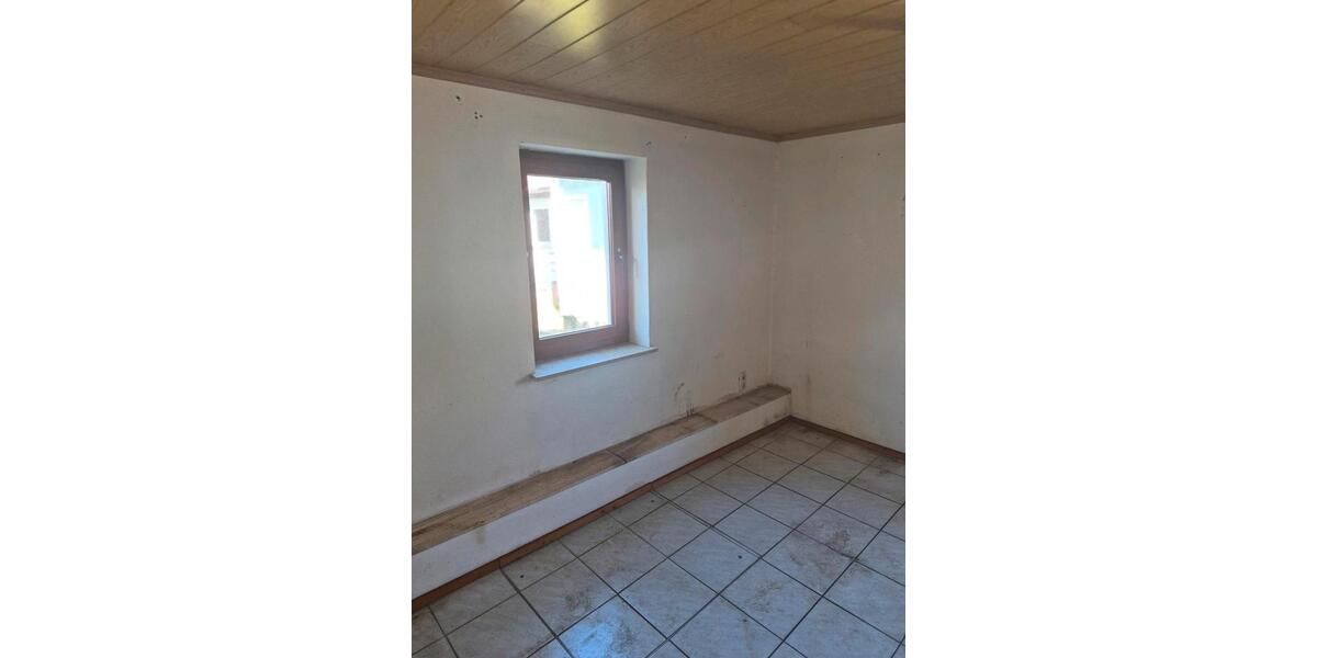 Bauernhaus, Landhaus Küps - 5 Zimmer, 85 m&sup2;, 55.000&euro; | Angebot:26413229