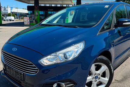Ford S-Max 182.439 km 9.499 &euro; Rosenheim 83026