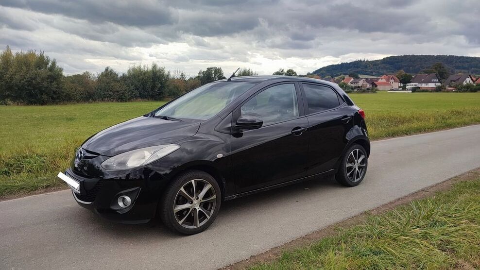 Mazda 2 108.000 km 5.990 € Trendelburg 34388