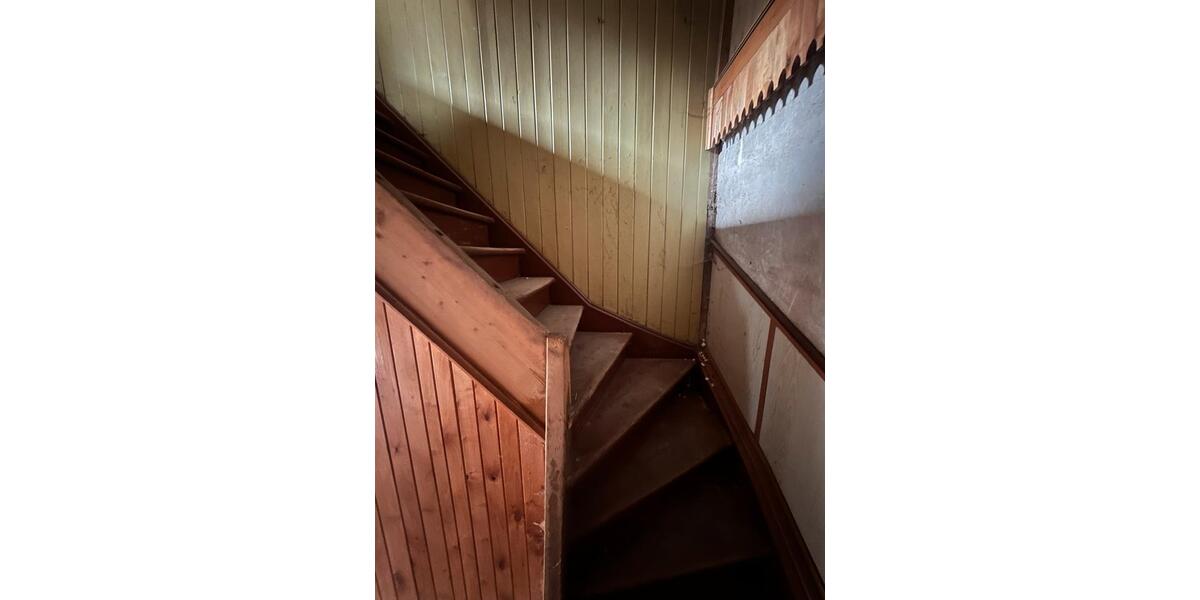 Einfamilienhaus Neustadt bei Coburg - 6 Zimmer, 190 m&sup2;, 32.000&euro; | Angebot:26830247