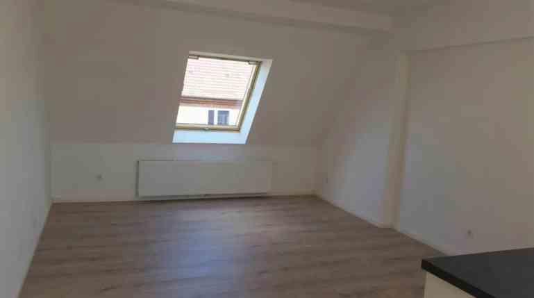 Dachgeschoßwohnung Kiel Gaarden-Ost - 3 Zimmer, 68 m&sup2;, 710&euro; | Angebot:26364279