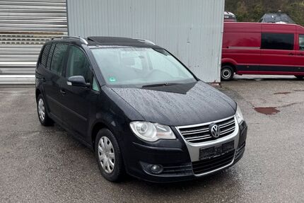 VW Touran 195.000 km 3.999 &euro; Mühlacker 75417