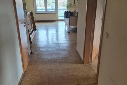 Schöne Dachgeschoßwohnung in Rhens 2 zimmer