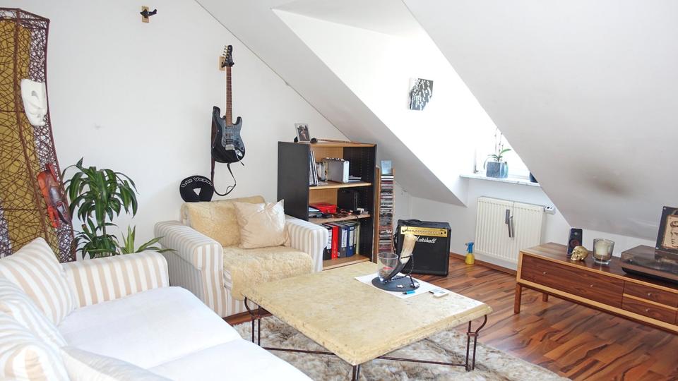 Dachgeschoßwohnung Wolfratshausen - 1.5 Zimmer, 42 m&sup2;, 265.000&euro; | Angebot:27114924