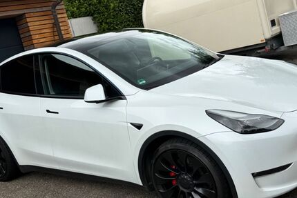 Tesla Model Y 121.000 km 33.100 &euro; Obersulm 74182
