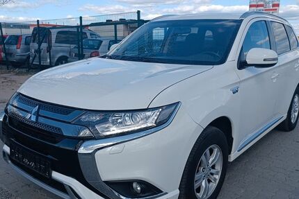 Mitsubishi Plug-in Hybrid Outlander 182.000 km 12.980 € Mittenwalde 15749