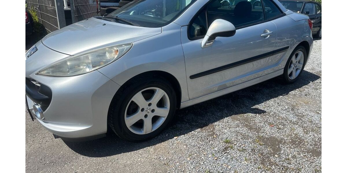 Peugeot 207 119.000 km 3.999 &euro; Düsseldorf 40231