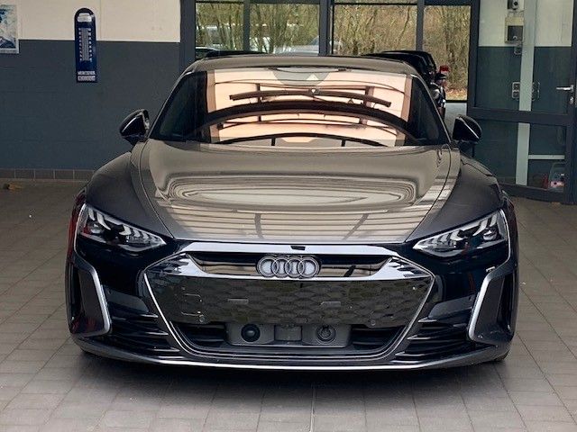 Audi RS e-tron GT 28.500 km 63.900 &euro; Stuttgart 70565