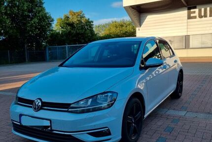 VW Golf 180.000 km 9.500 &euro; Rostock 18055