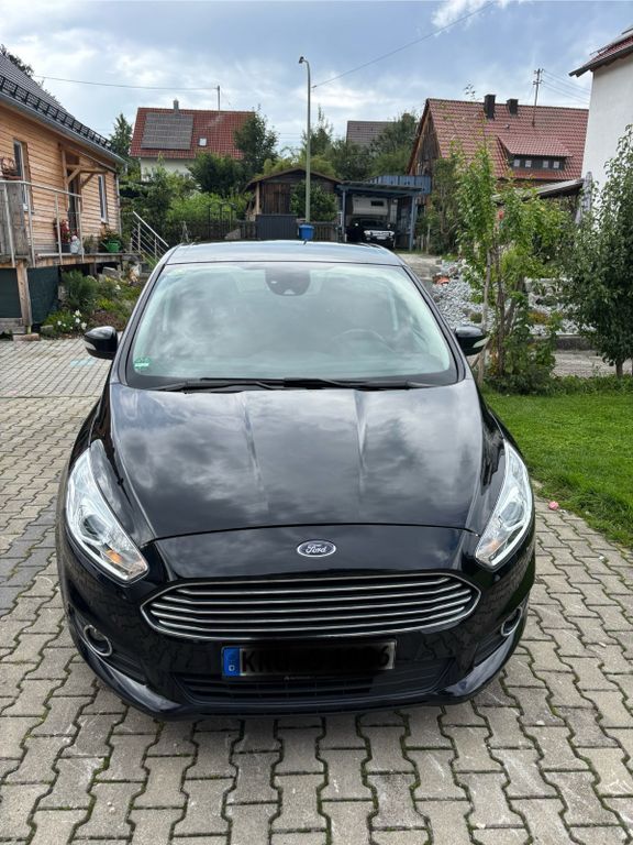 S-Max
