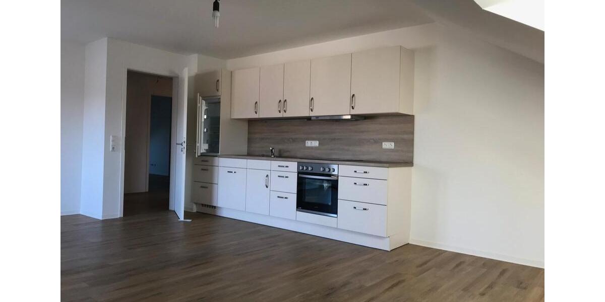 Dachgeschoßwohnung Tellingstedt - 4 Zimmer, 156 m&sup2;, 1.090&euro; | Angebot:26380781