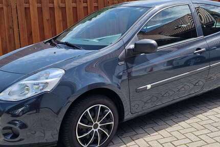 Renault Clio 115.226 km 3.999 &euro; Oldenburg 26129