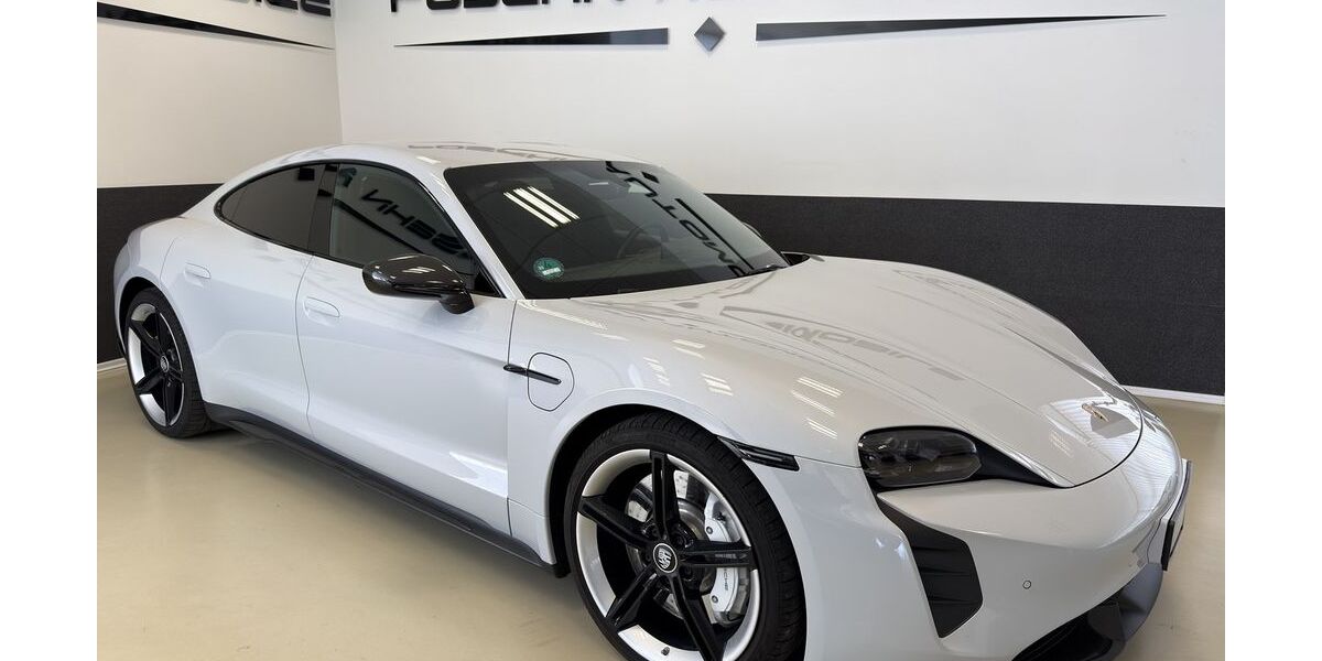 Porsche Taycan 25.000 km 79.850 &euro; Hechingen-Bechtoldsweiler 72379