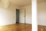 Moderne, sehr gemütliche 1-RaumWohnung im Dachgeschoss mit Tageslichtbad