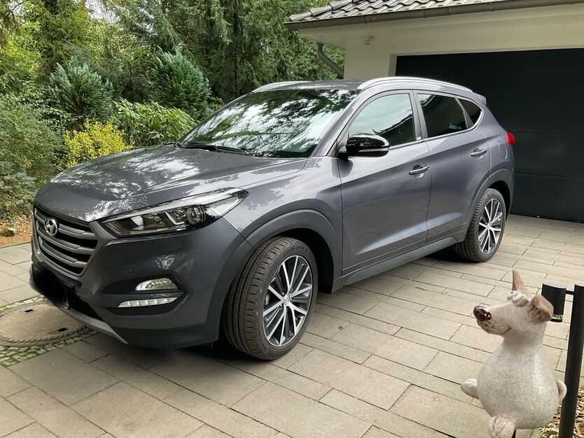 Hyundai TUCSON 83.500 km 17.900 € Hatten 26209