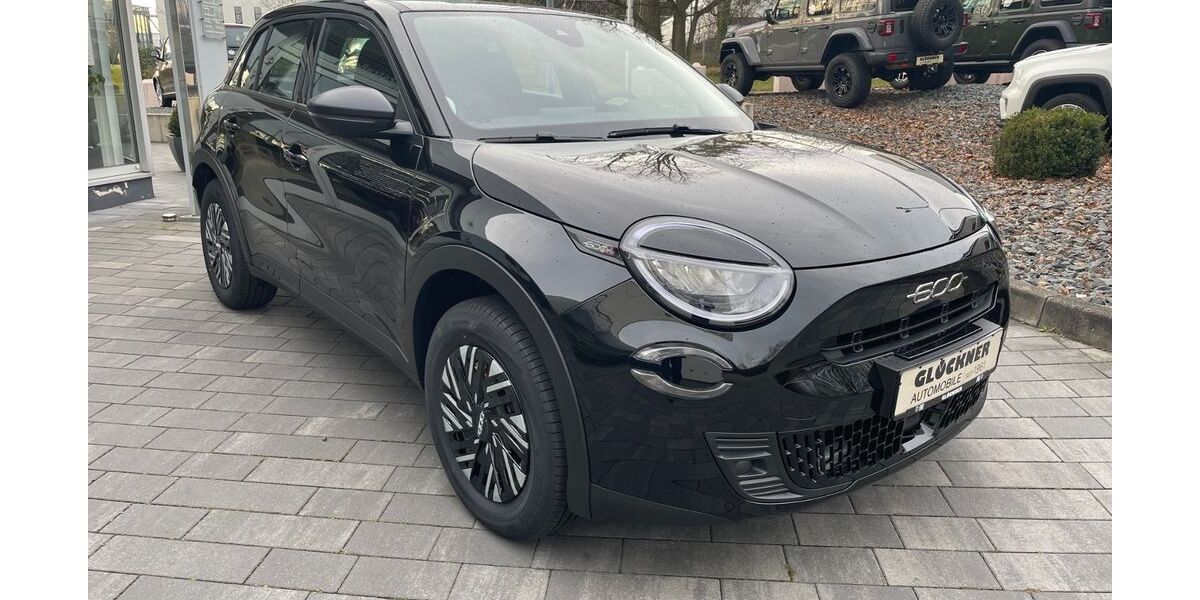 Fiat 600 11.692 km 29.950 &euro; Dresden 01109
