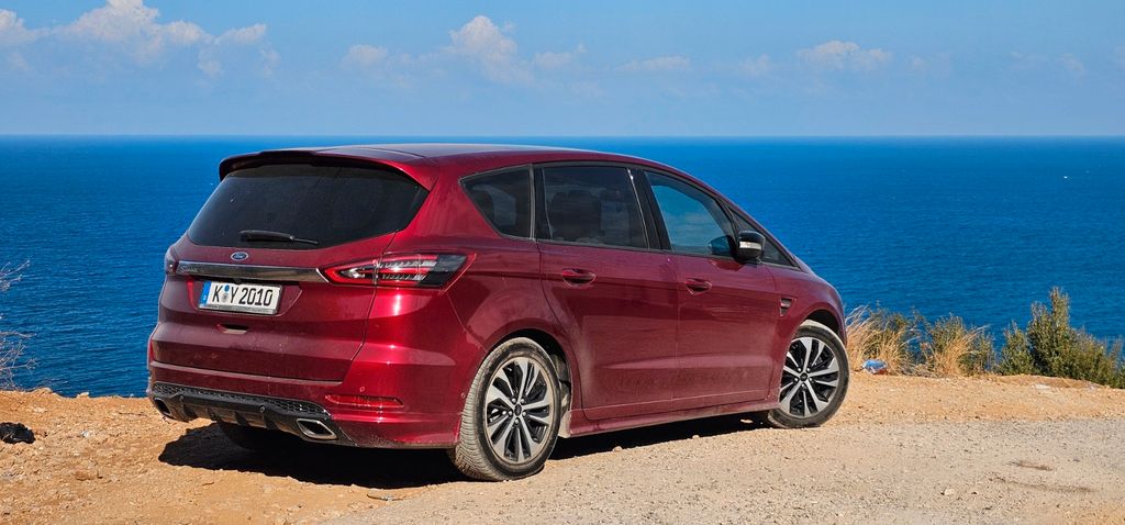 Ford S-Max 110.000 km 19.500 &euro; Köln 51103