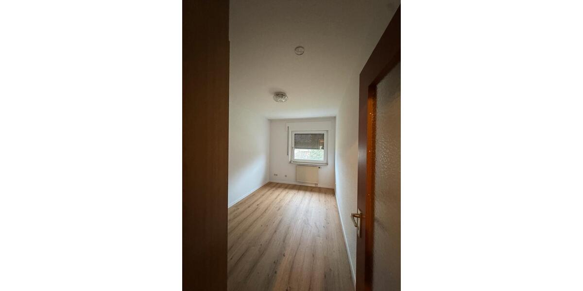 Teilsanierte Doppelhaushälfte mit Garten in Kaltenbrunn 4 zimmer