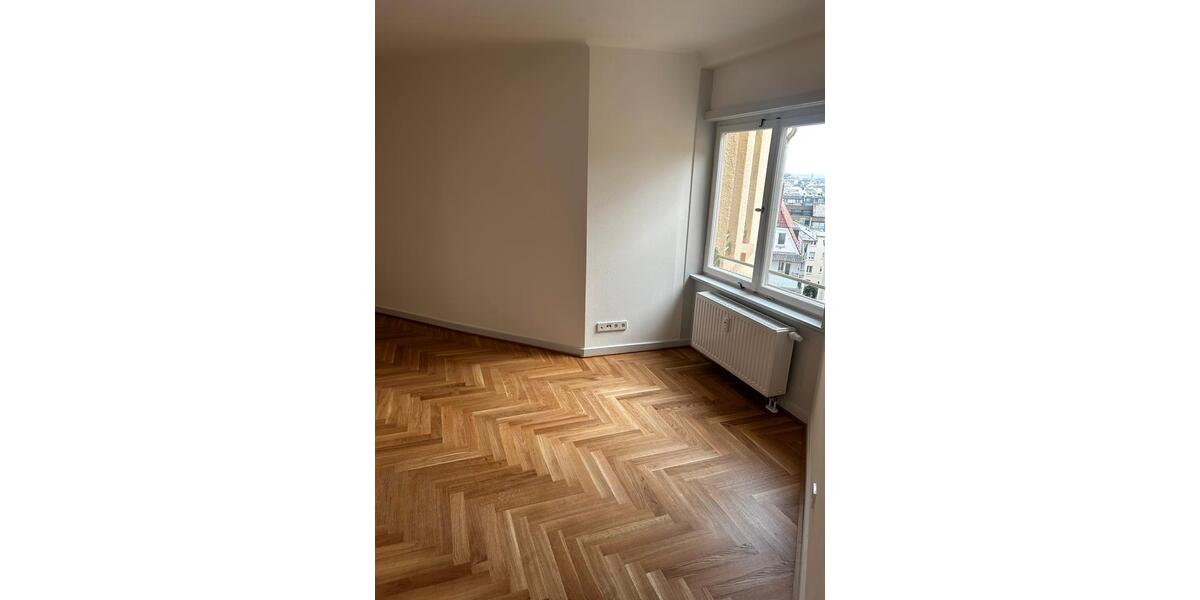 Dachgeschoßwohnung Stuttgart Stuttgart-West - 3 Zimmer, 90 m&sup2;, 1.880&euro; | Angebot:24977365