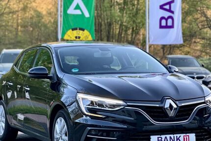 Renault Megane 83.771 km 13.490 &euro; Lennestadt 57368