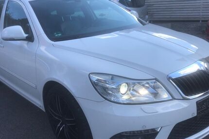 Skoda Octavia 173.000 km 5.940 € Ichenhausen-Hochwang 89335