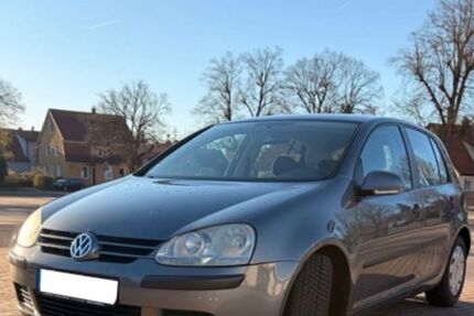 VW Golf 181.000 km 2.800 &euro; Wiesentheid 97353