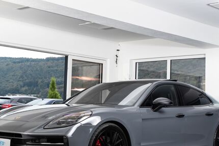 Porsche Panamera 45.000 km 142.700 &euro; Rietheim-Weilheim 78604