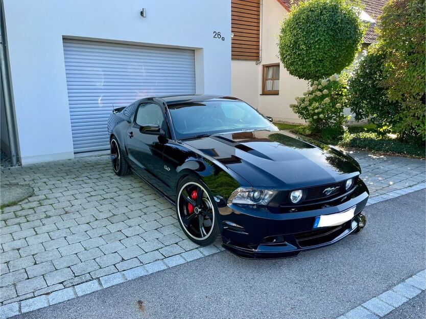 Ford Mustang 164.000 km 19.700 € Neuburg 86633