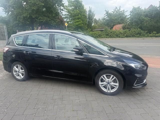 Ford S-Max 131.405 km 18.200 € Ankum 49577
