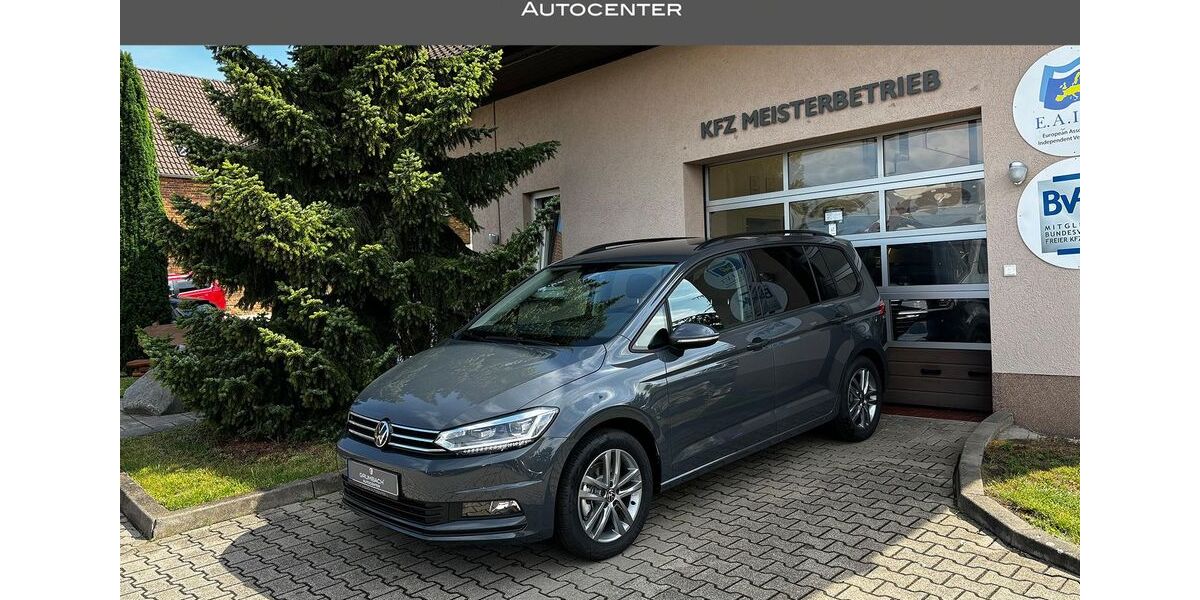 VW Touran 22.961 km 31.390 &euro; Muldestausee OT Pouch 06774