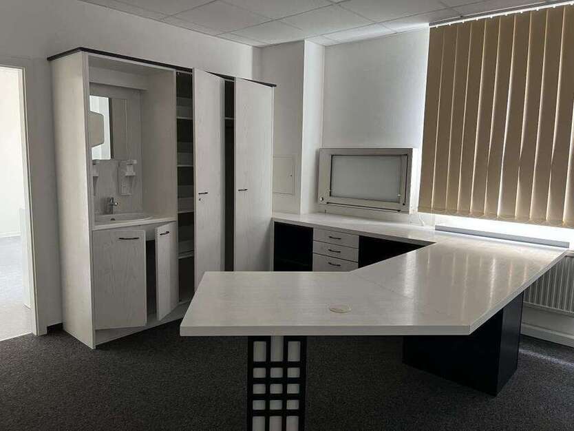 Büro in Bischofswerda 1.196 € 120 m²