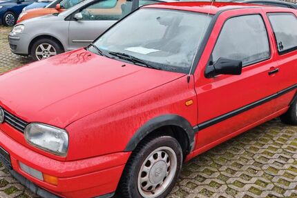 VW Golf 179.000 km 990 &euro; Umpferstedt 99441