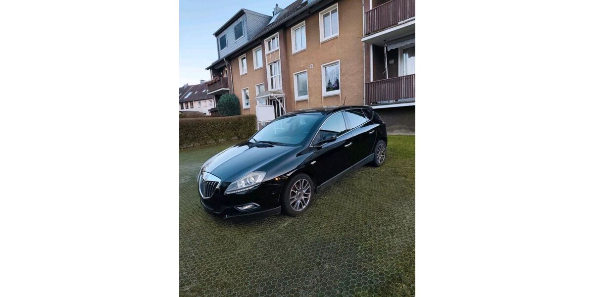 Lancia Delta 277.884 km 2.890 &euro; Heiligenhaus 42579