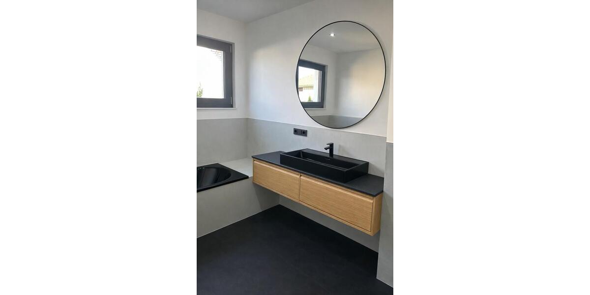 Erdgeschoßwohnung Detmold Hiddesen - 3 Zimmer, 134 m&sup2;, 550.000&euro; | Angebot:25477906